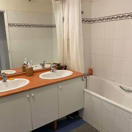 Spacieux Et Lumineux - Canal Saint Martin Apartment *